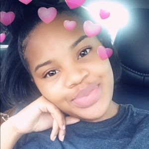 Meet your Posher, Breanna